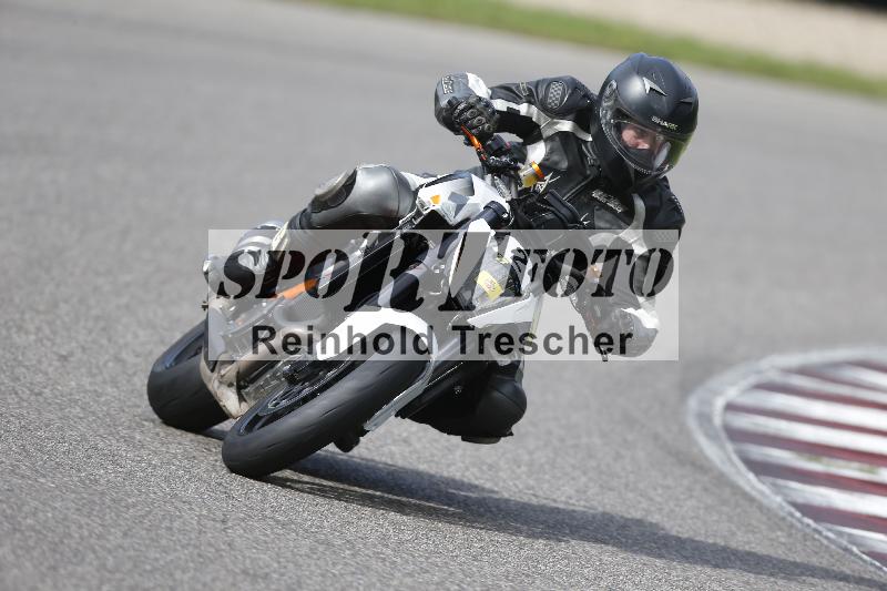 /53 16.09.2025 Track Day Domi Aegerter ADR/Gruppe gelb/2